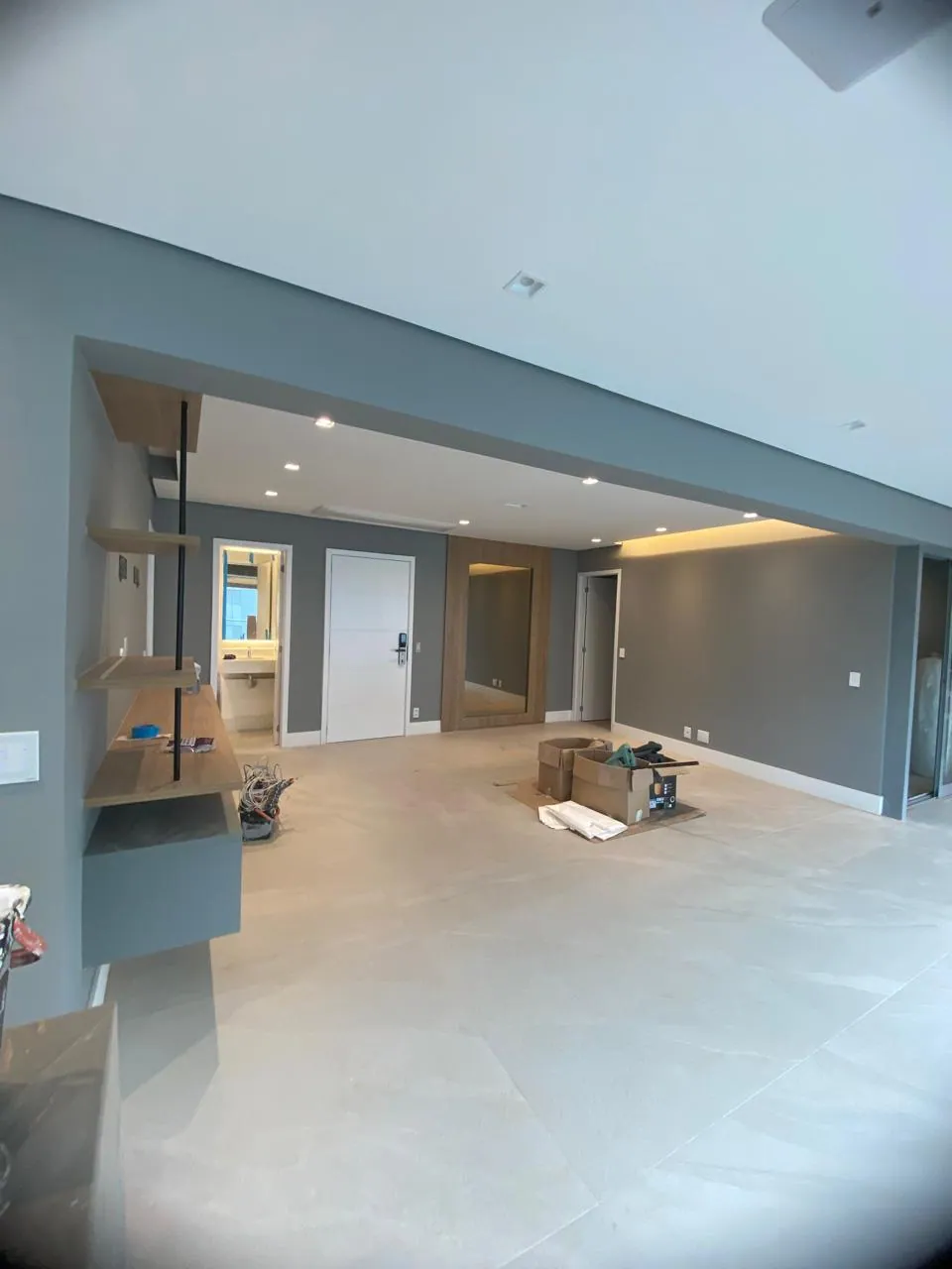 Apartamento amplo com pintura profissional em todos os ambientes